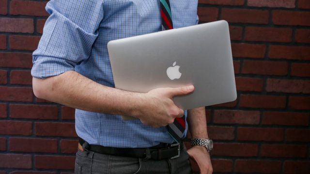 Apple'dan, 13 inç Macbook Pro kullanıcılarına müjde! Apple'dan, 13 inç Macbook Pro kullanıcılarına müjde!