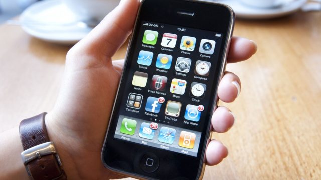 iPhone 3GS geri dönüyor ! iPhone 3GS geri dönüyor !