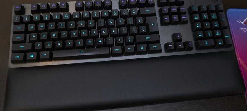 Logitech G513 Clicky satışa çıktı!