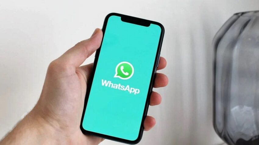 WhatsApp Hesabınıza Yakında İki Telefon Bağlayabileceksiniz!