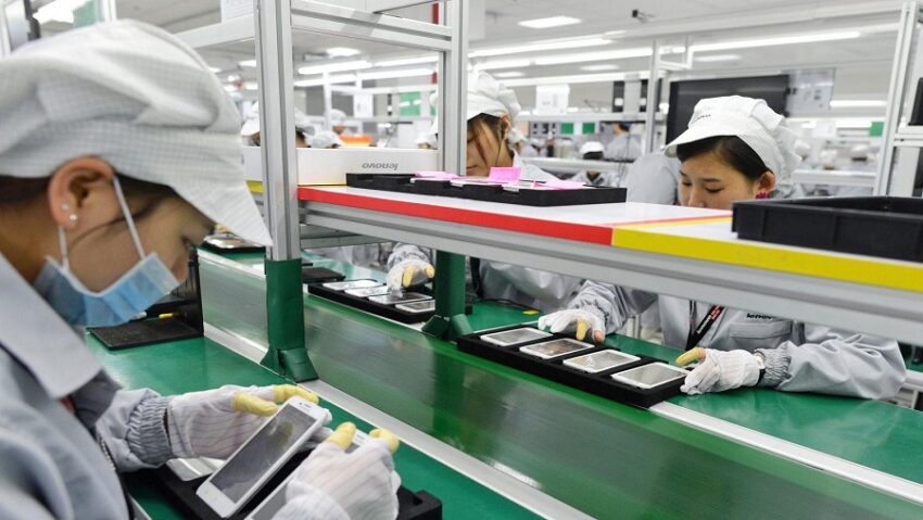 Çinde Cep Telefonu Üretiminde Düşüş Yaşanıyor