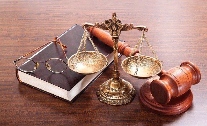 Tam Ehliyet Nedir? Tam Ehliyetin Şartları Nelerdir?