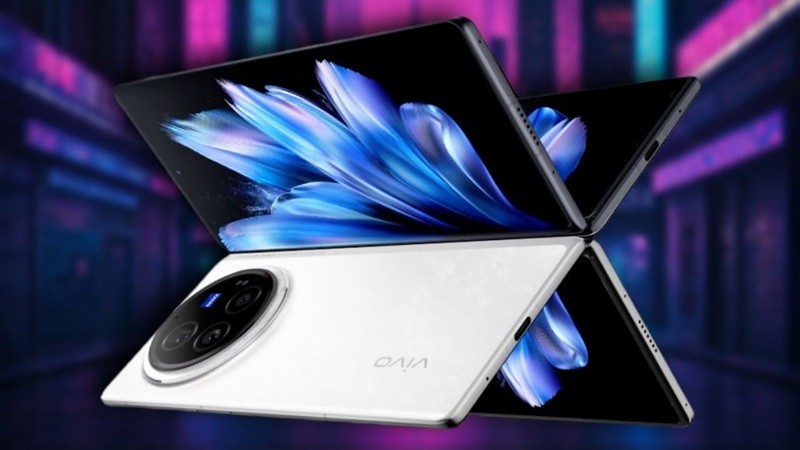 Vivo X Fold 5 Görselleri Ortaya Çıktı: iPhone 16 Pro İle Kalınlığı Karşılaştırıldı!